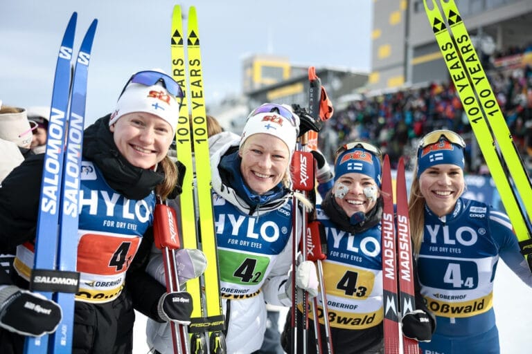 Suomen naiset kolmansia Oberhofin viestissä