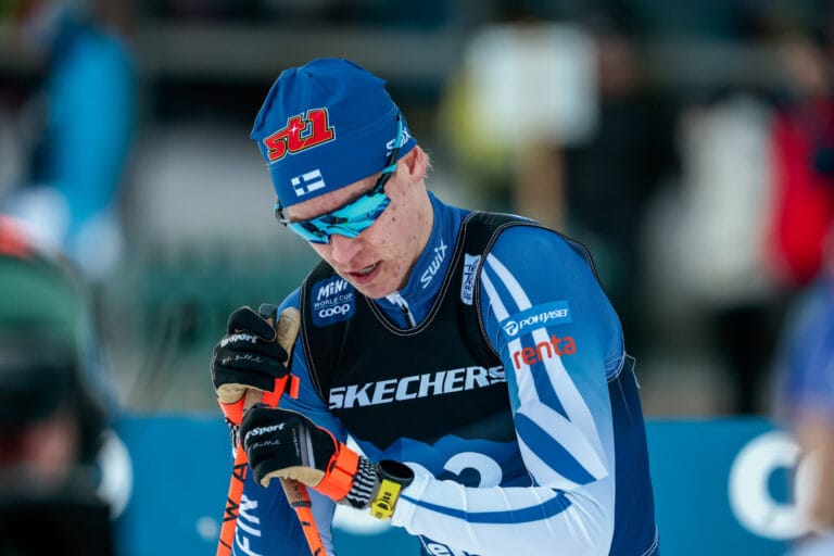 Nuorten MM-kilpailut päättyivät sekaviesteihin