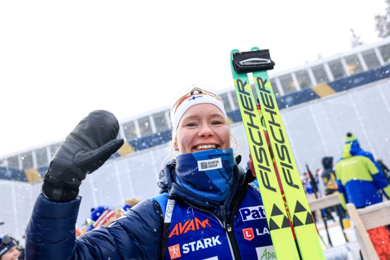 Suvi Minkkinen on nyt MM-mitalisti – loistoveto sprintissä toi pronssin: ”Maltoin tehdä sen, minkä osaan”