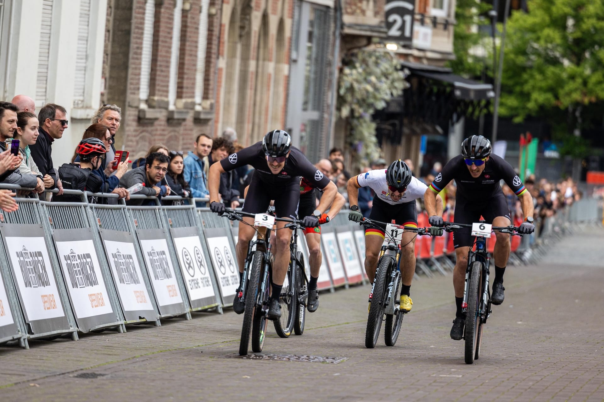 seuraa-mtb-eliminatorin-maailmancupin-draamaa-suorana-sc-play
