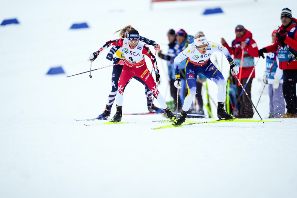 hurja taistelu Falun naisten skiathlon